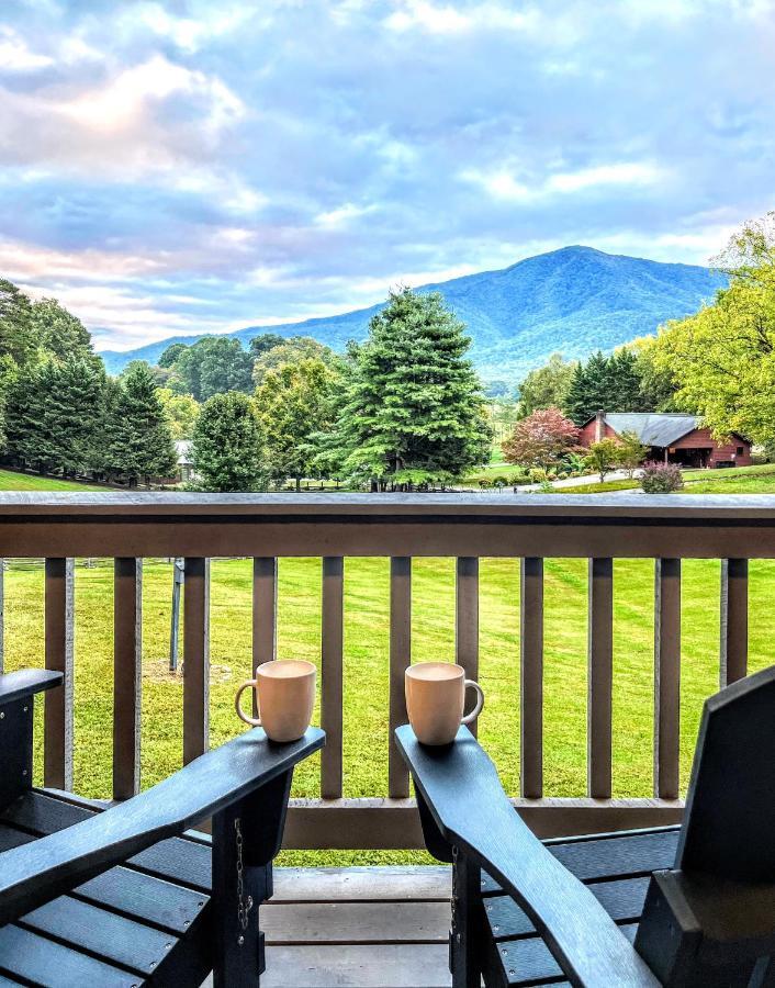 Ole Smoky Bnb - Game Room, Hot Tub, Mtn Views! Пиджен Фордж Екстериор снимка