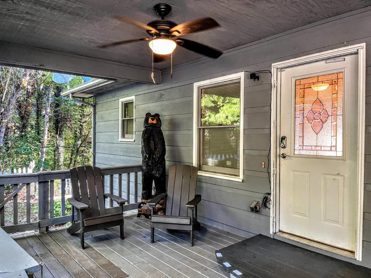 Ole Smoky Bnb - Game Room, Hot Tub, Mtn Views! Пиджен Фордж Екстериор снимка