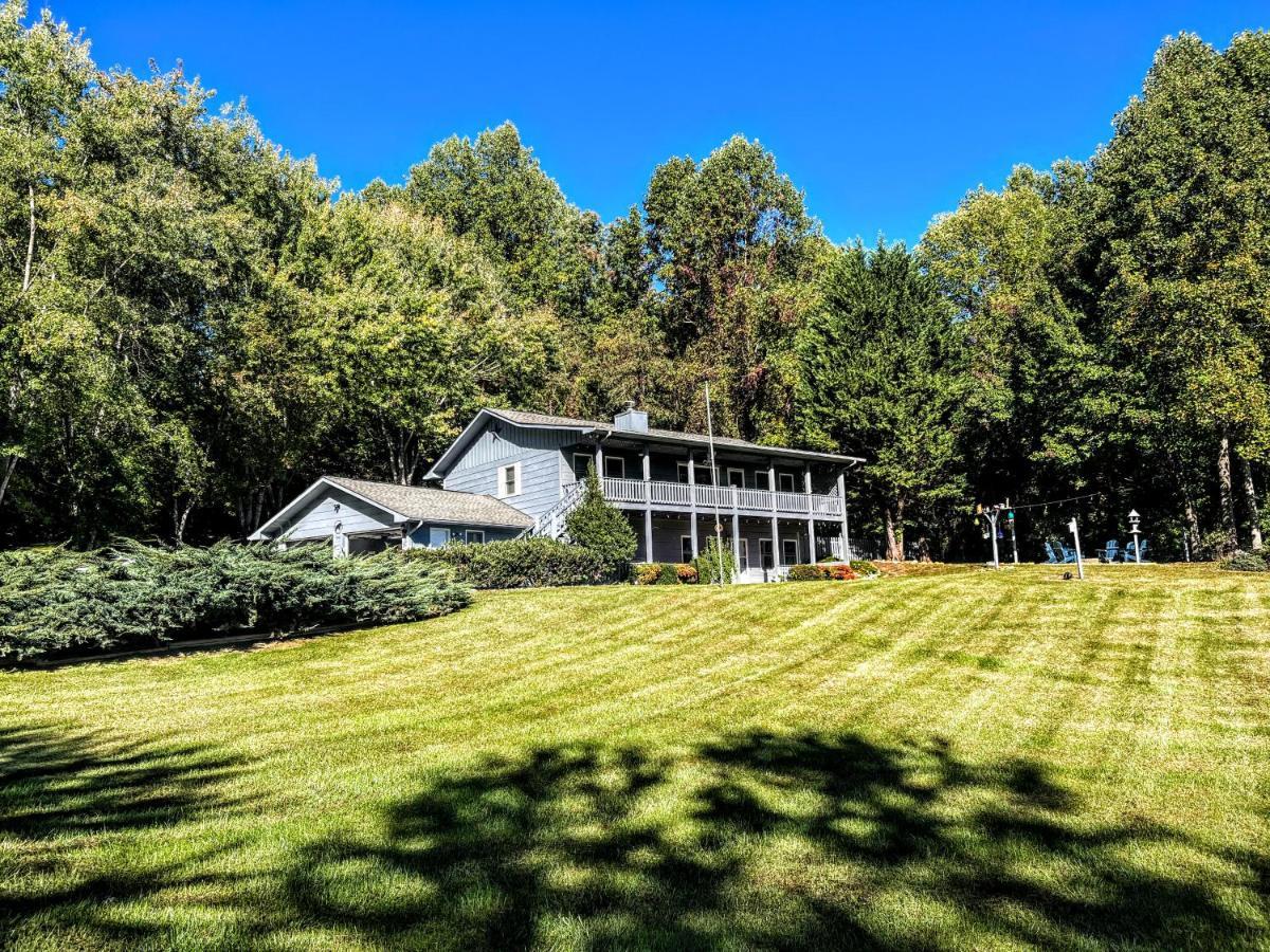 Ole Smoky Bnb - Game Room, Hot Tub, Mtn Views! Пиджен Фордж Екстериор снимка