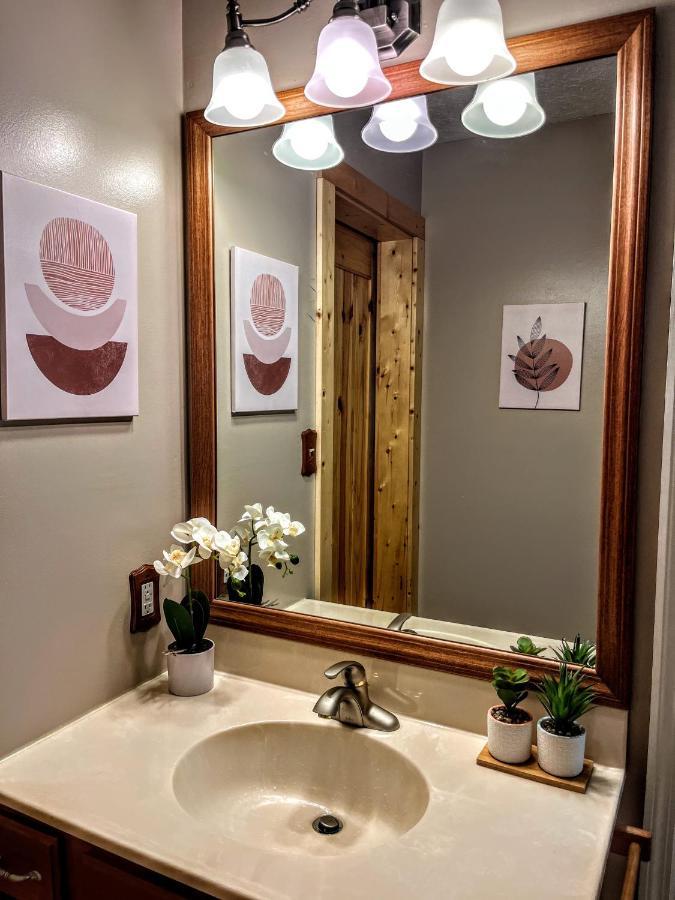 Ole Smoky Bnb - Game Room, Hot Tub, Mtn Views! Пиджен Фордж Екстериор снимка